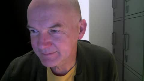 Robbie online show from February 9, 2025, 6:01 am