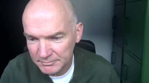 Snapshot of kapitein_rob chatting on October 18, 2025, 9:10 am Robbie online show from October 18, 2025, 9:10 am