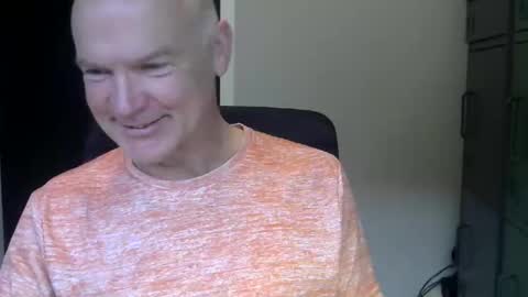 Robbie online show from May 6, 2026, 4:52 am