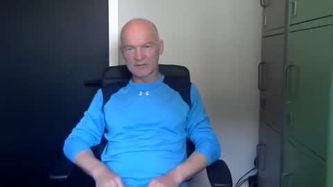 Robbie online show from May 10, 2026, 5:23 am