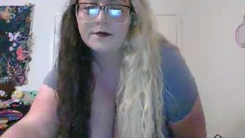 karamelbaby89 online show from May 11, 2026, 1:33 am