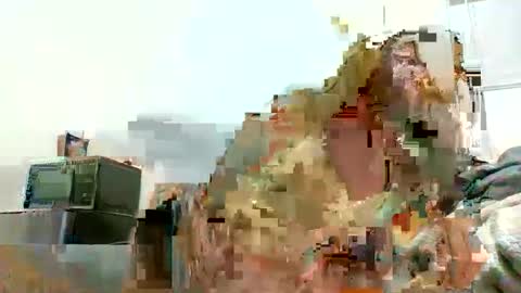 Kare Bear online show from September 27, 2025, 1:54 am