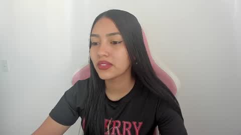 karely_sweet_ online show from June 20, 2026, 2:09 pm