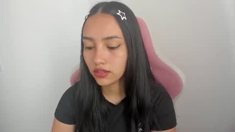 karely_sweet_ online show from June 22, 2026, 2:14 pm