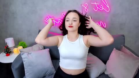 karen_morgan online show from December 10, 2024, 4:56 am