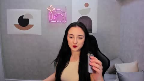 karen_morgan online show from December 19, 2024, 1:50 am