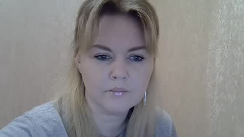 karennelsonx online show from December 7, 2024, 2:24 pm