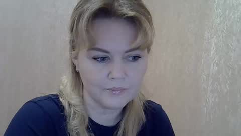 karennelsonx online show from December 8, 2024, 2:19 pm