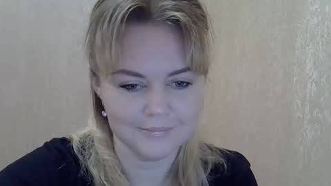karennelsonx online show from December 11, 2024, 3:58 pm