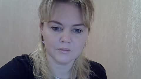 karennelsonx online show from December 11, 2024, 7:03 pm