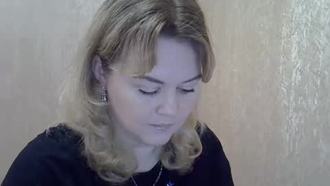 karennelsonx online show from December 14, 2024, 5:58 pm