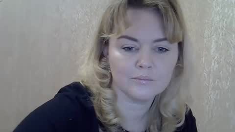 karennelsonx online show from December 14, 2024, 9:02 pm