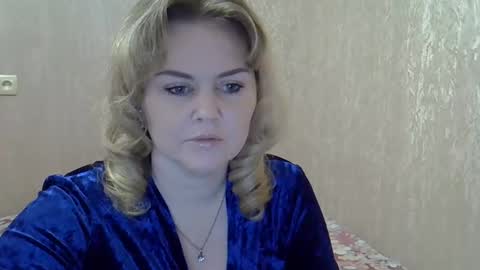 karennelsonx online show from December 19, 2024, 6:23 pm