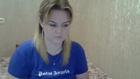 karennelsonx online show from December 21, 2024, 1:10 pm