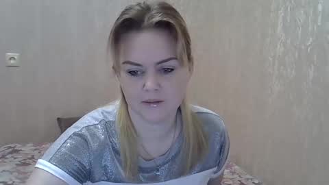 karennelsonx online show from December 22, 2024, 6:26 pm