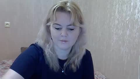 karennelsonx online show from January 5, 2025, 7:28 pm