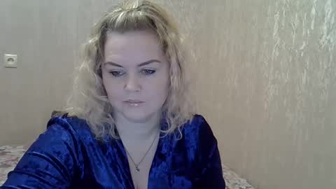 karennelsonx online show from January 10, 2025, 10:28 am