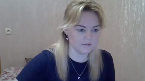 karennelsonx online show from February 4, 2025, 9:10 pm