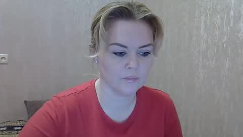 karennelsonx online show from February 12, 2025, 12:22 pm