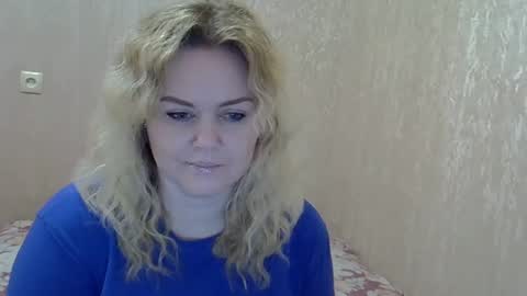 karennelsonx online show from March 6, 2025, 2:08 pm