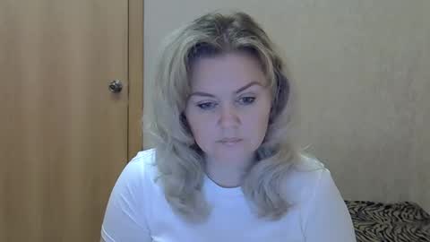 karennelsonx online show from May 11, 2026, 2:45 pm