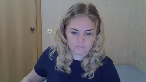 karennelsonx online show from June 26, 2026, 9:57 am