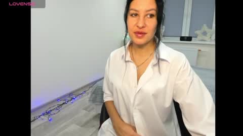 KarensVIP online show from December 27, 2024, 5:20 am