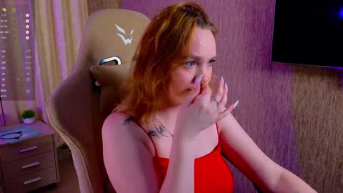 Karoline online show from December 2, 2024, 6:32 pm