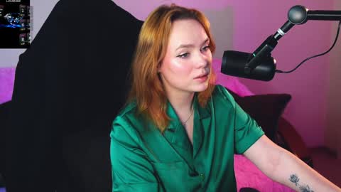 Karoline online show from December 7, 2024, 6:21 am