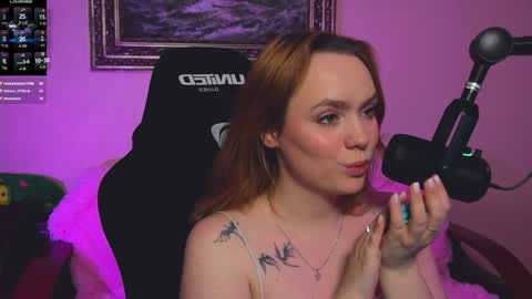 Karoline online show from December 8, 2024, 6:33 am