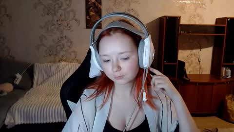 Lisa Backler online show from September 13, 2025, 4:18 pm
