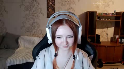 Lisa Backler online show from September 23, 2025, 4:21 pm