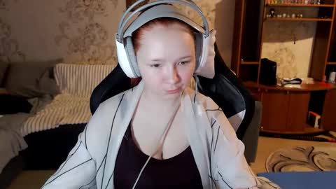 Lisa Backler online show from October 17, 2025, 4:09 pm