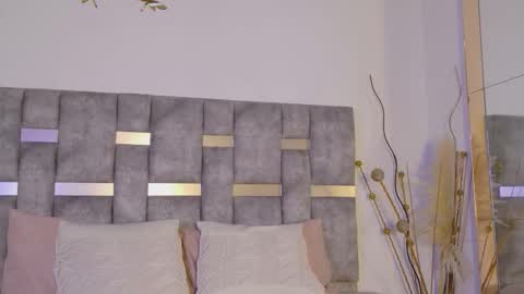 kariina_wong online show from November 1, 2025, 7:27 pm