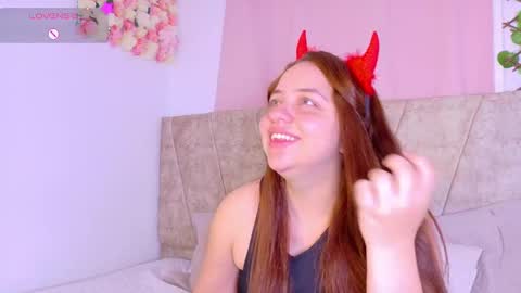 kariina_wong online show from November 14, 2025, 8:29 pm