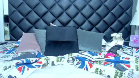  Karina Taylor  online show from December 24, 2024, 6:39 pm