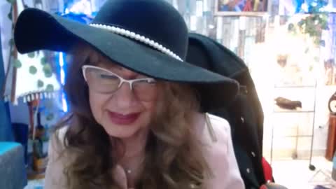 karima_sarabe online show from December 24, 2024, 7:22 pm