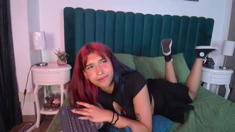 Karina online show from February 14, 2025, 8:31 am