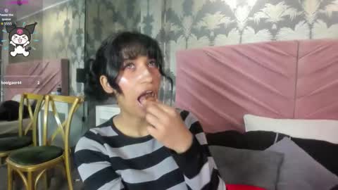 Snapshot of karin_ks chatting on September 24, 2025, 7:06 pm Karina online show from September 24, 2025, 7:06 pm