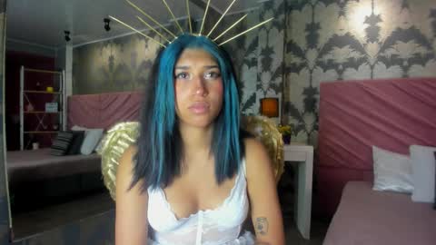 Snapshot of karin_ks chatting on October 27, 2025, 7:18 pm Karina online show from October 27, 2025, 7:18 pm