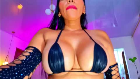 Snapshot of karina4squirt chatting on March 31, 2026, 10:10 pm karina4squirt online show from March 31, 2026, 10:10 pm