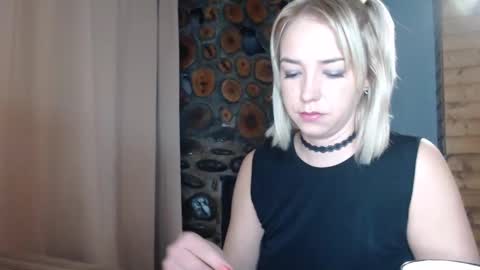 karina online show from January 10, 2025, 3:07 am