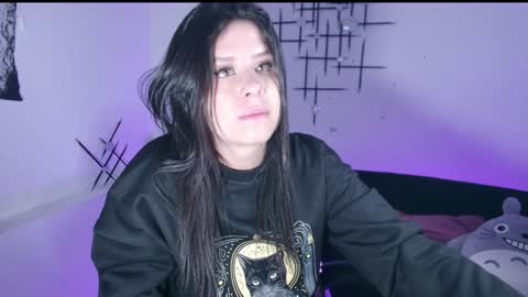 karina stone online show from January 21, 2025, 7:47 am