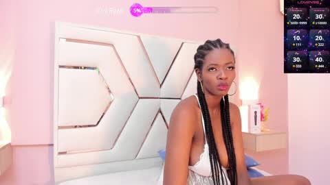 karina Taylor online show from December 4, 2024, 2:53 am