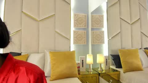 karinaacox online show from May 21, 2026, 12:01 pm