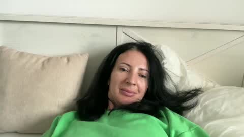 Karina online show from December 11, 2024, 9:19 am