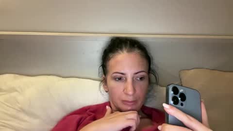 Karina online show from December 17, 2024, 10:00 pm