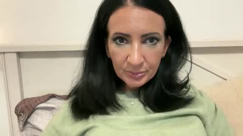 Karina online show from December 29, 2024, 1:02 am