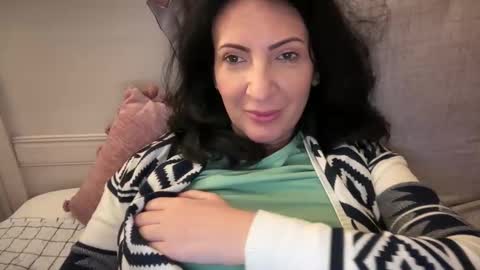 Karina online show from March 3, 2025, 4:14 am