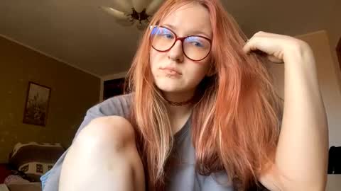 Karina online show from February 18, 2026, 8:21 am